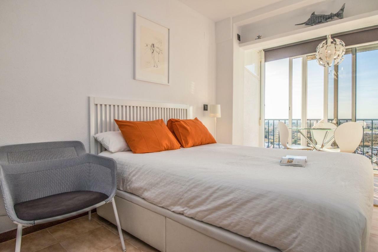 Holidays Penthouse Vues Panoramiques Sur Le Port Naval,Un Sejour Elegant Assure " Wifi Parquing Gratuit Roses Kültér fotó